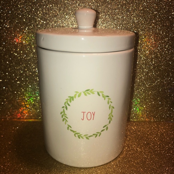 RARE Rae Dunn JOY Holiday Wreath Canister - Picture 4 of 4